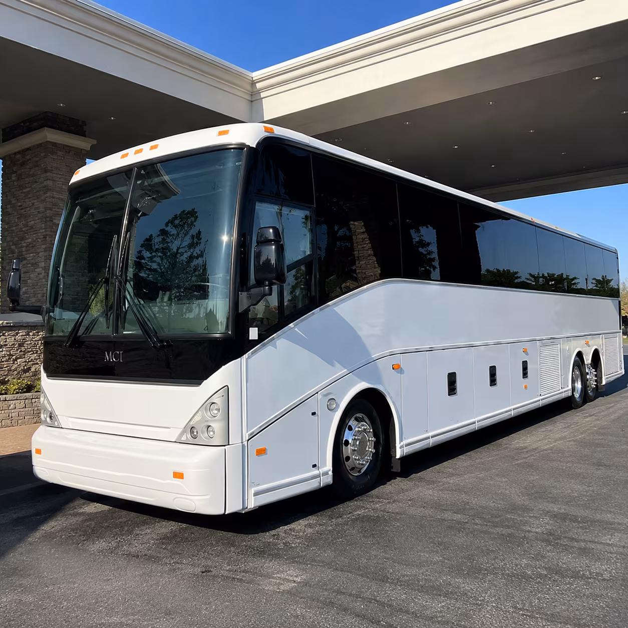 charter buses to first horizon coliseum shows and sellouts