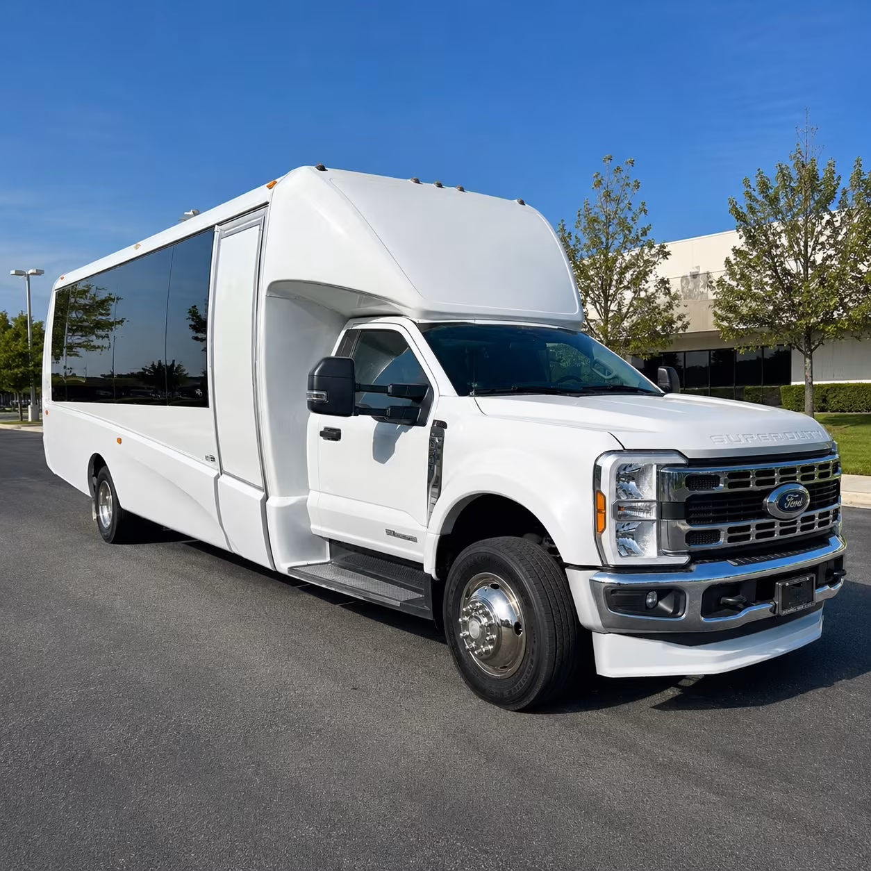 easily book transportation for your next airport transfer 1