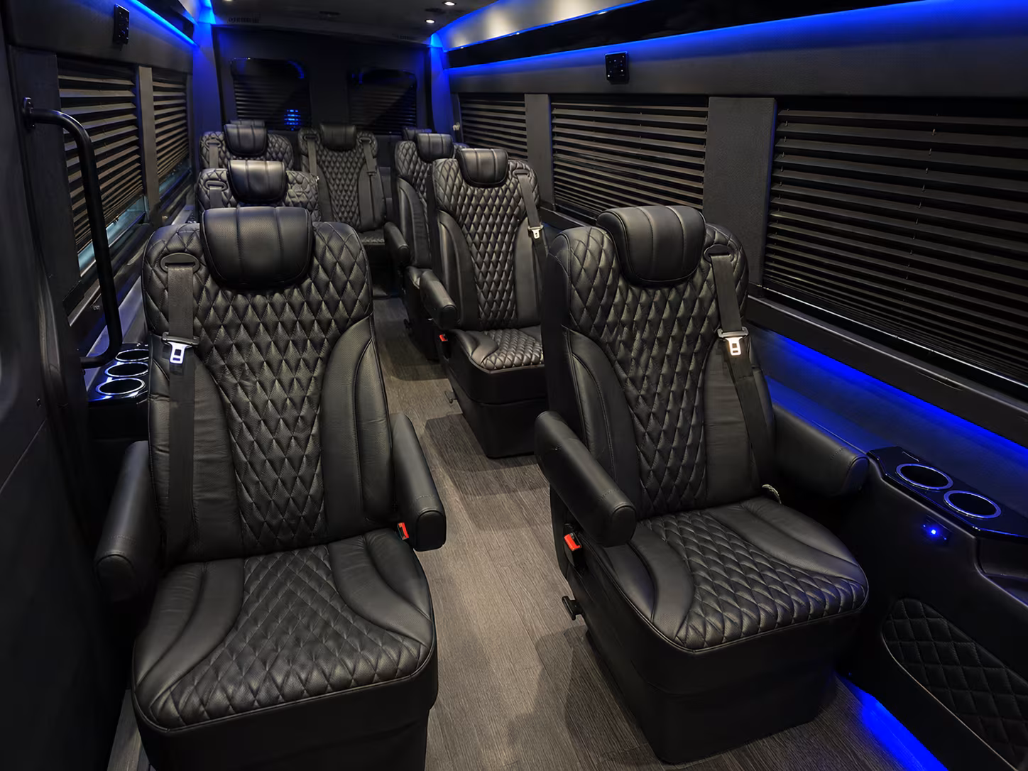 easily book transportation for your next airport transfer 4
