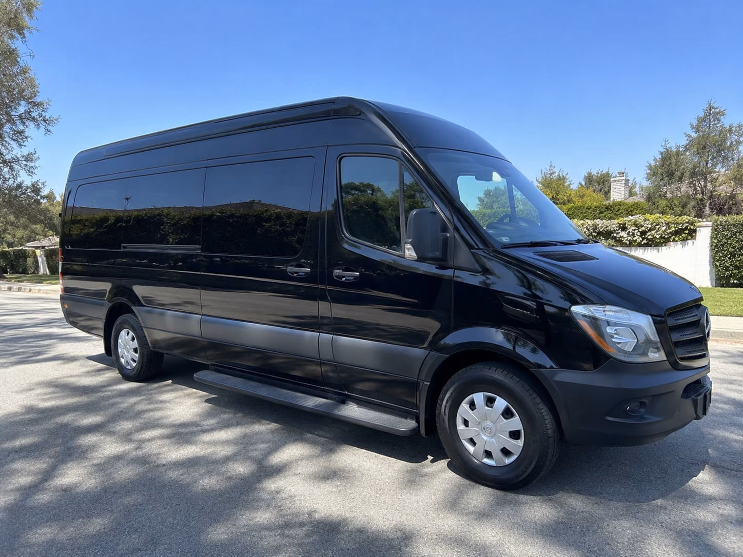 easily book transportation for your next prom 2